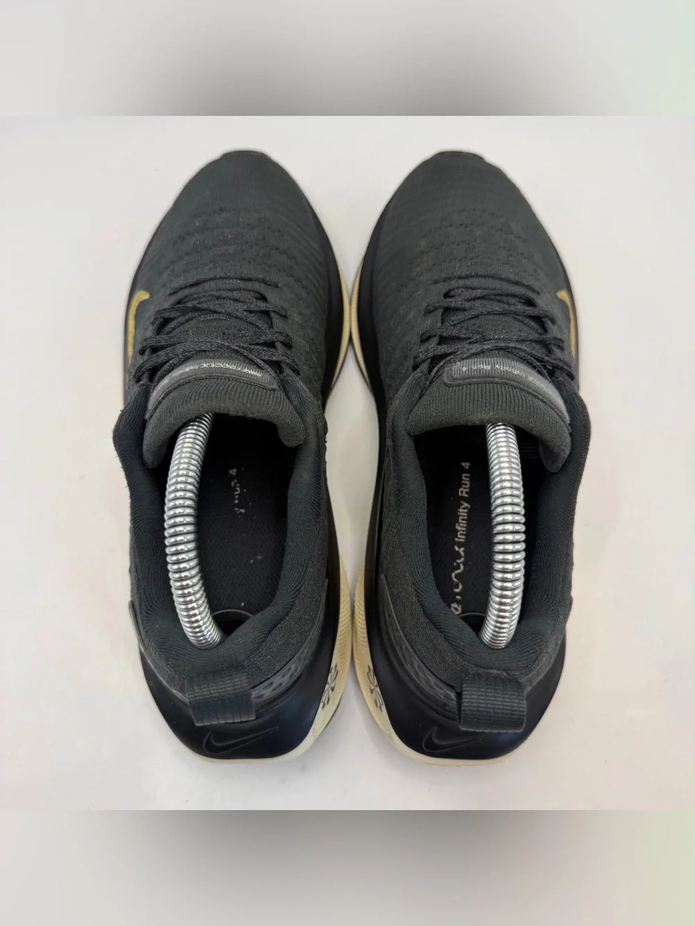 Nike ReactX Infinity Run 4 Women’s 8.5 Black Gold Running Shoes DN2670-006